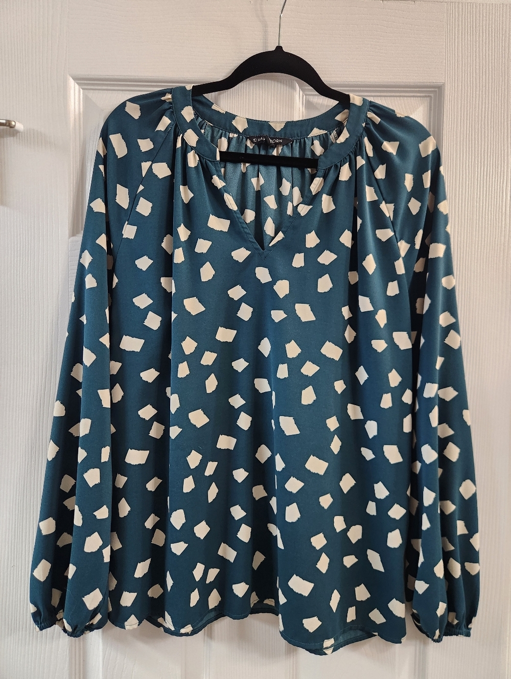 Stitch Fix Teal and Cream Abstract-Print Long Sleeve Blouse